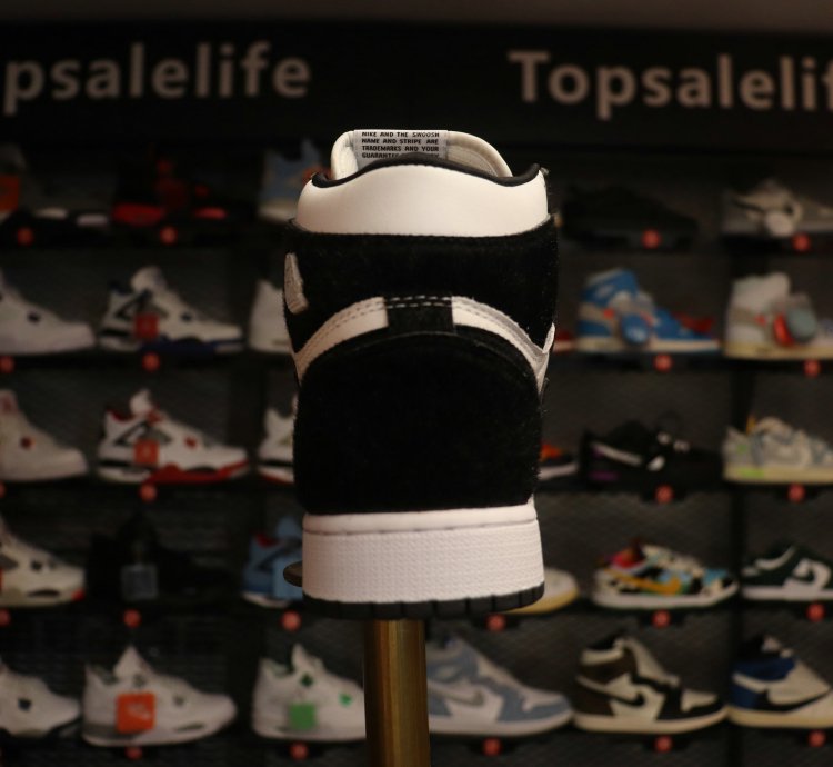Jordan 1 Retro High 'Twist' Wedge Sneakers