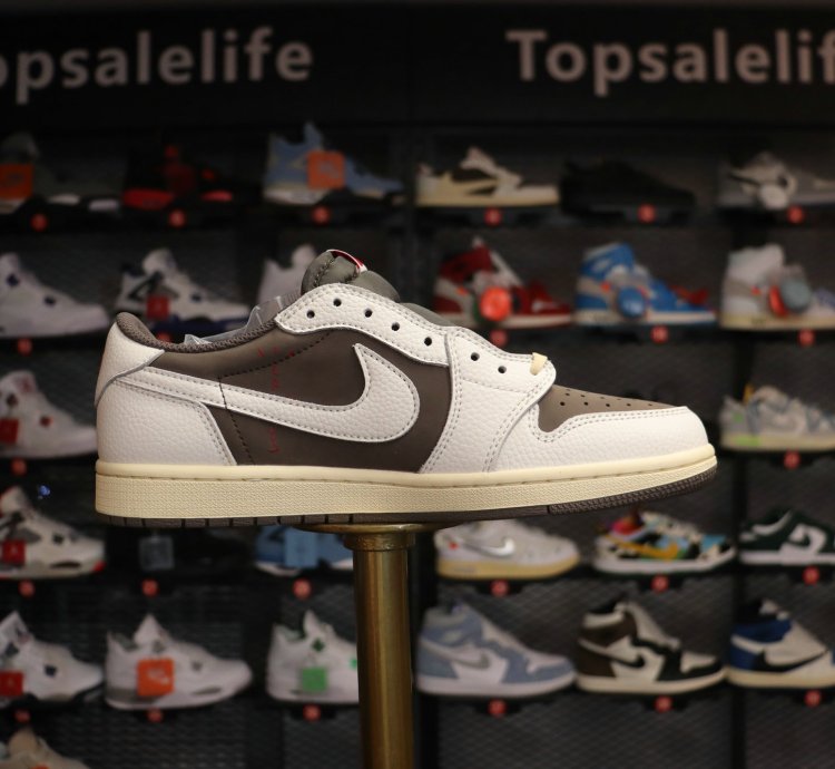 Men's Travis Scott x Air Jordan 1 Low OG Reverse Mocha