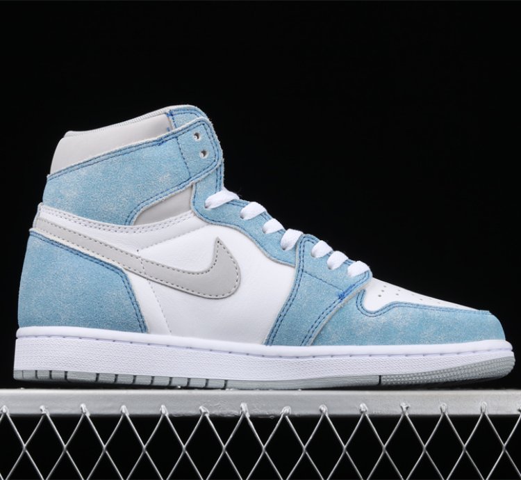 Nike Air Jordan  Retro High OG Hyper Royal