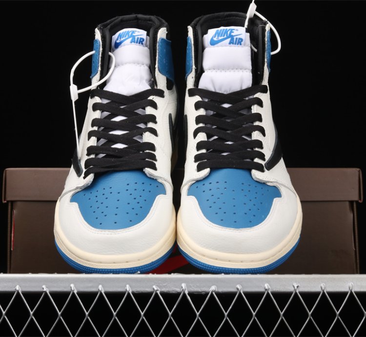 Nike Air Jordan AJ1 Retro High OG SP Fragment x Travis