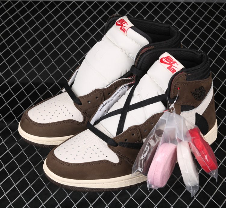 Nike Air Jordan AJ1 Retro High OG SP Travis Mocha