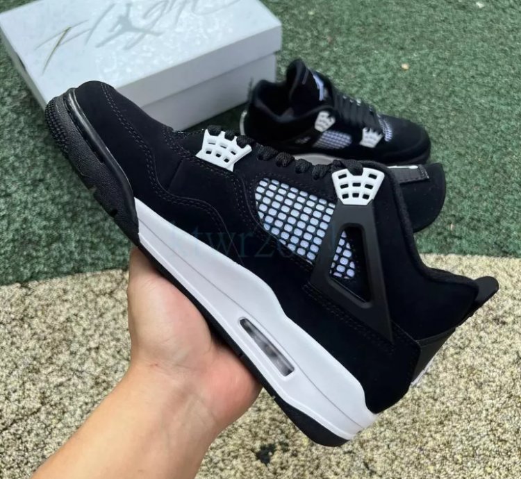 Nike Air Jordan 4 Retro White Thunder
