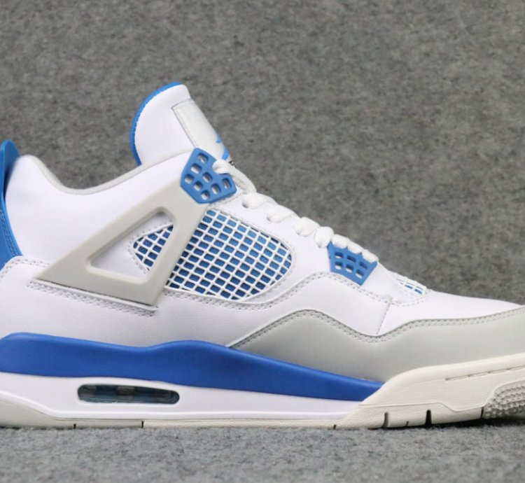 Air Jordan 4 Retro Military Blue