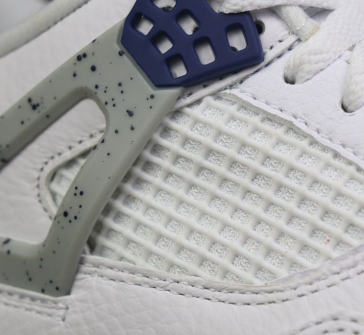 Air Jordan 4 Retro Midnight Navy
