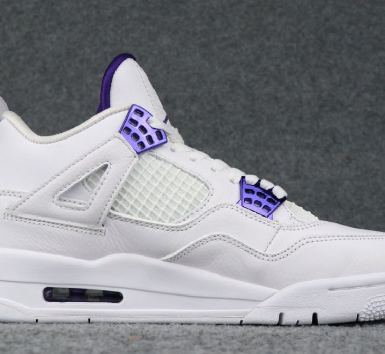 Air Jordan 4 Retro Metallic Purple