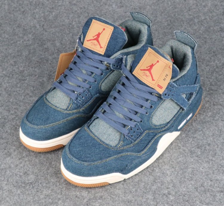 Air Jordan 4 Retro Levi's Denim