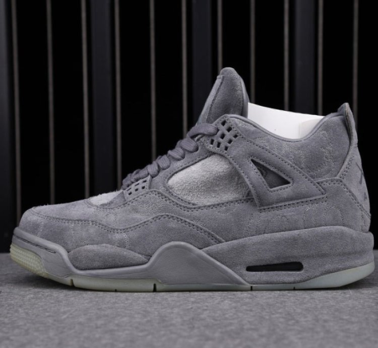 Air Jordan 4 Retro Kaws Grey