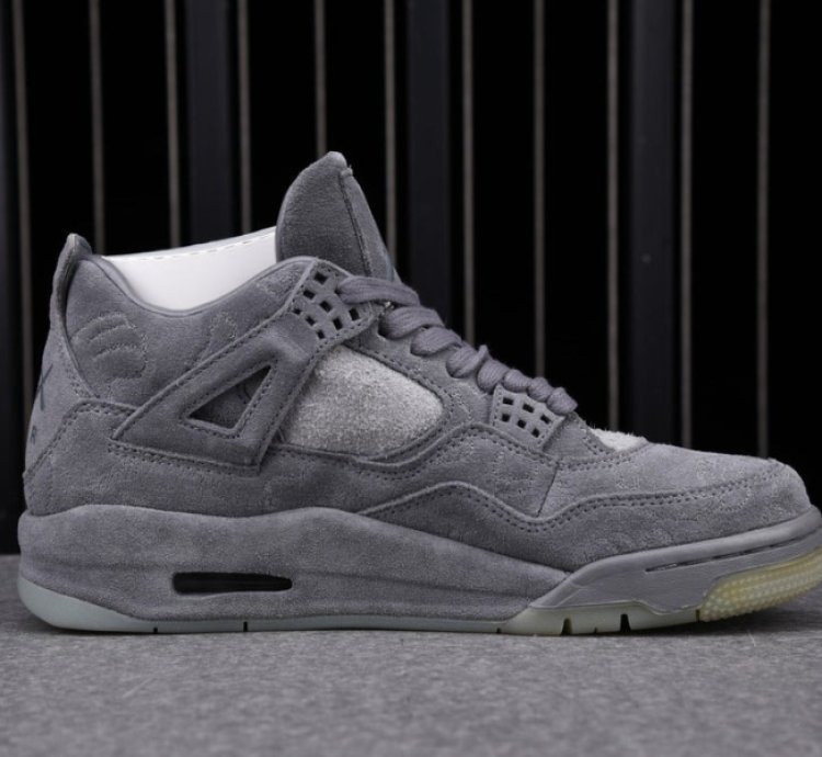 Air Jordan 4 Retro Kaws Grey