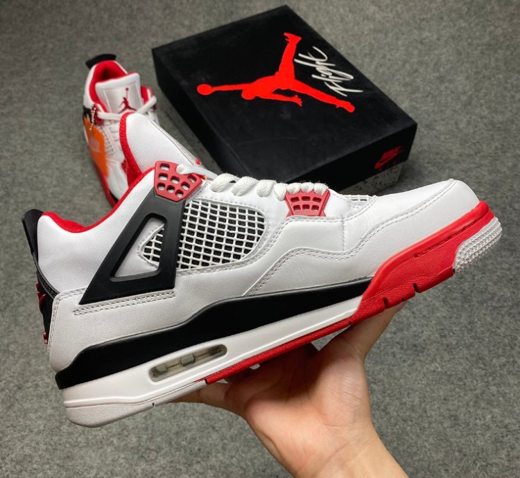 Air Jordan 4 Retro Fire Red