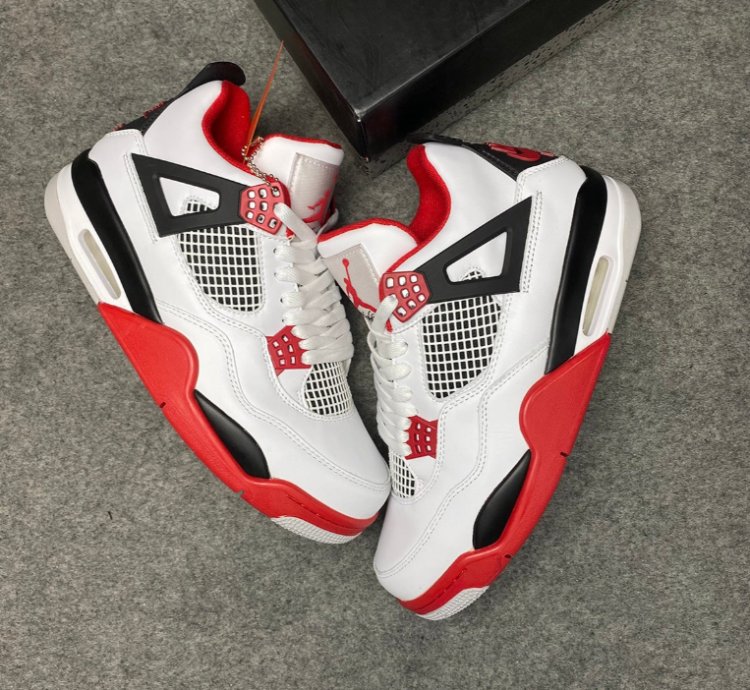 Air Jordan 4 Retro Fire Red