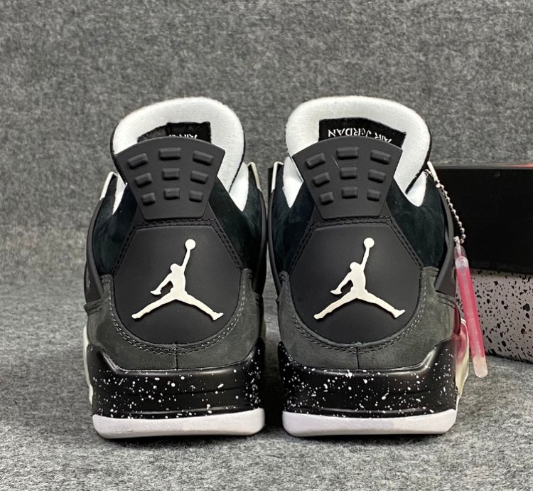 Air Jordan 4 Retro Fear Pack