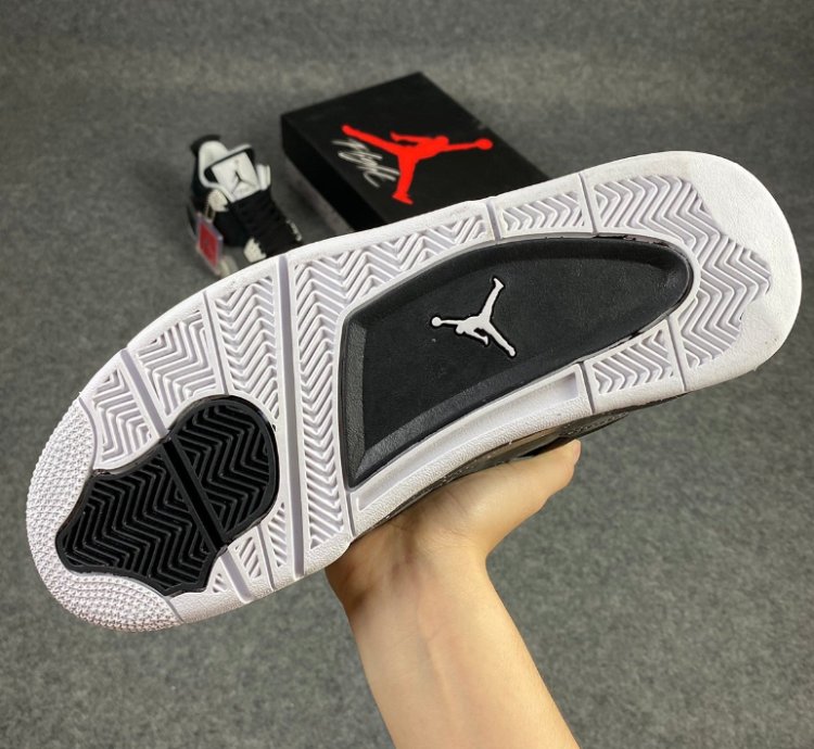Air Jordan 4 Retro Fear Pack