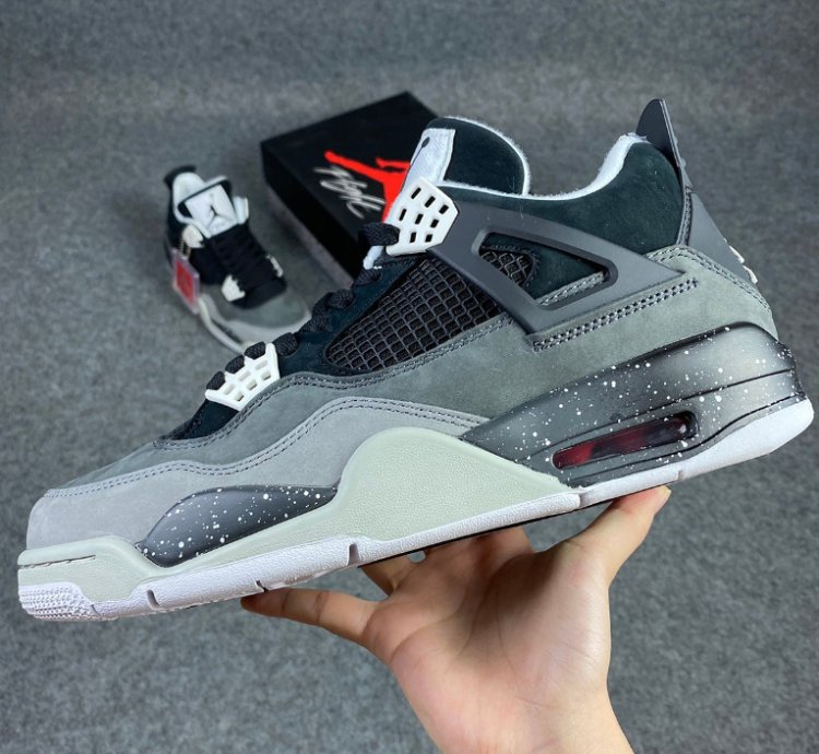 Air Jordan 4 Retro Fear Pack