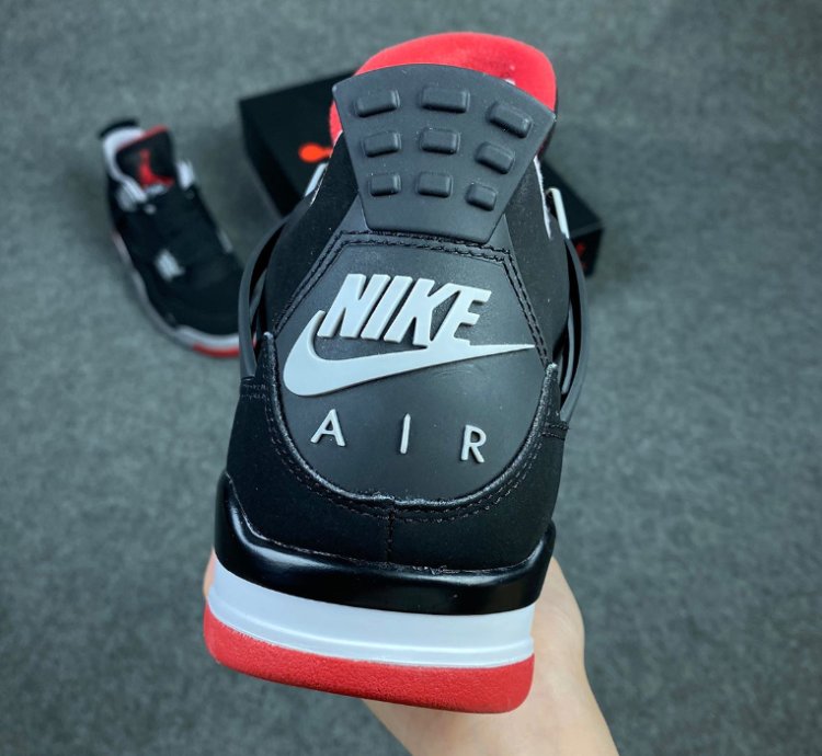 Jordan 4 Retro Bred (2019) 308497-060