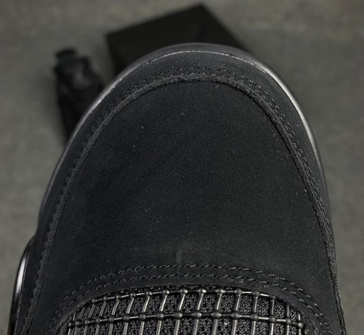 Jordan 4 Retro Black Cat 2020