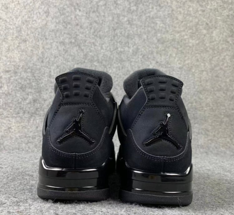 Jordan 4 Retro Black Cat 2020