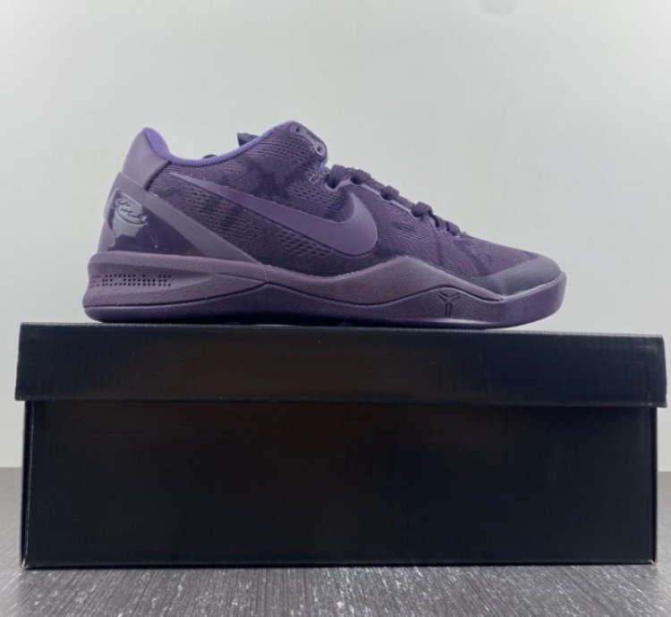 Nike Kobe 8 Black Mamba Collection Fade to Black