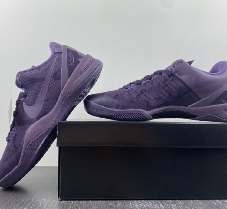 Nike Kobe 8 Black Mamba Collection Fade to Black