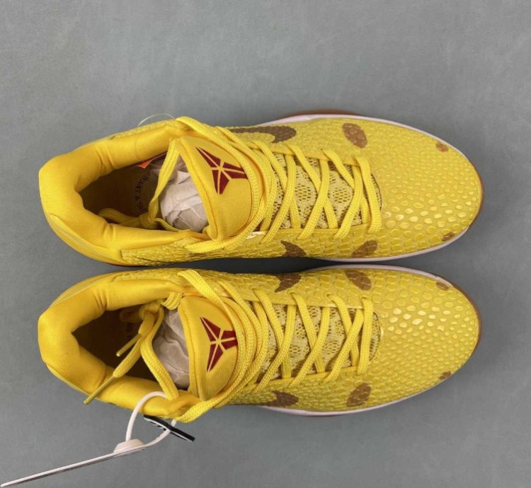 Kobe 6 Protro SpongeBob Kay Yow White Yellow