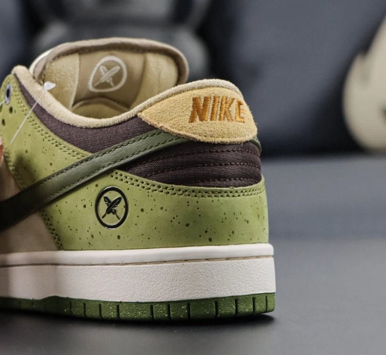 Nike SB Dunk Low Yuto Horigome Matcha HF8022-300