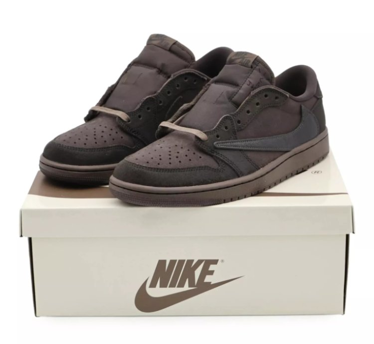 Jordan 1 Retro Low OG SP Travis Scott Velvet Brown