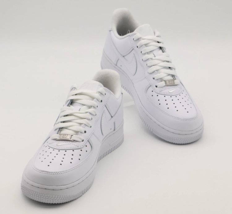 Nike Air Force 1 Low Supreme White CU9225-100