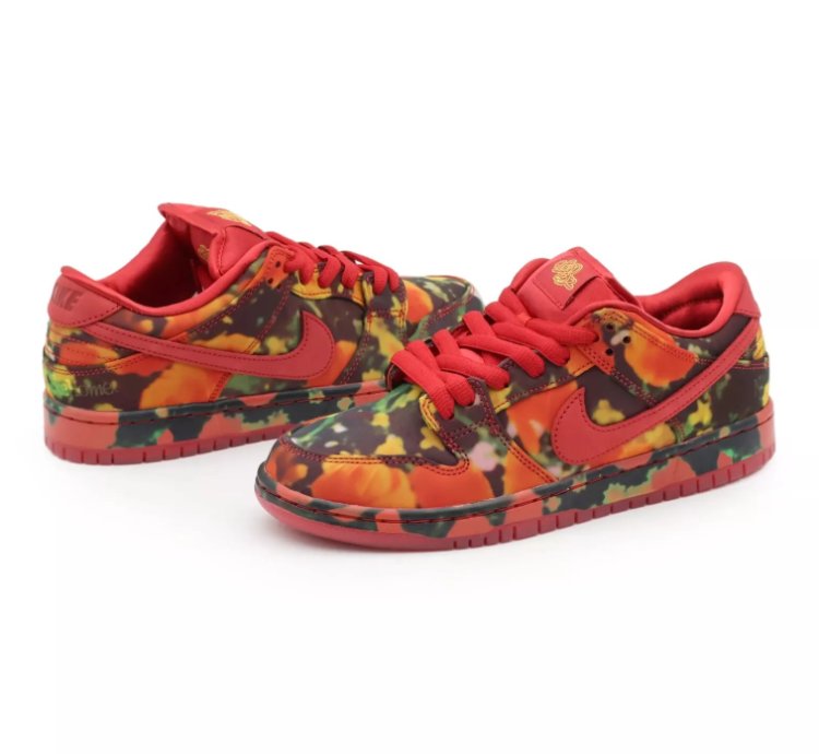 Nike SB Dunk Low The Wizard of Oz Poppy Field