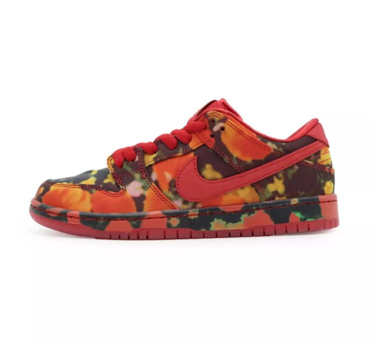 Nike SB Dunk Low The Wizard of Oz Poppy Field