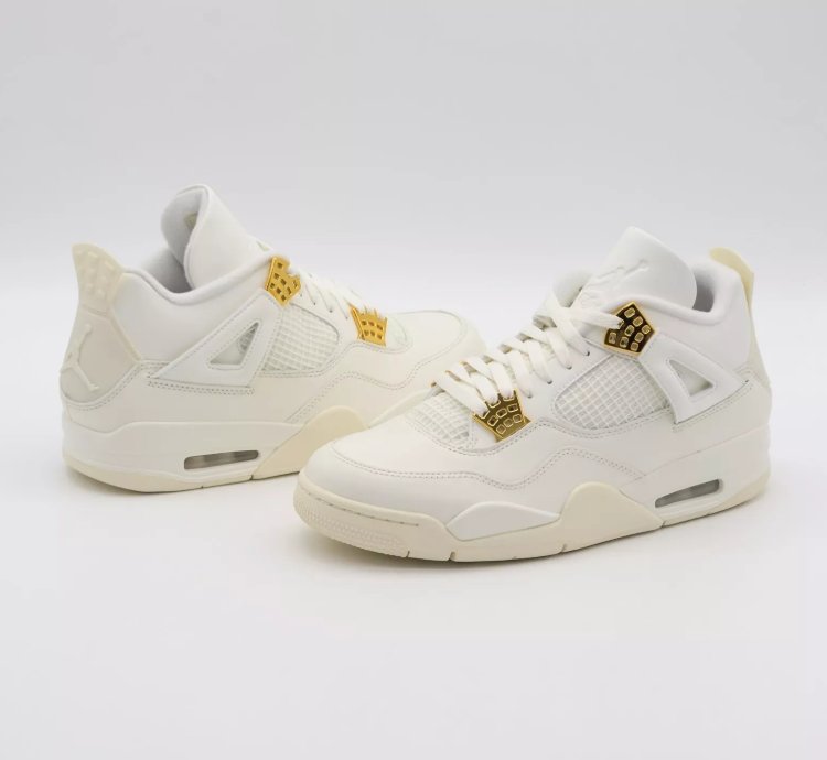 Nike Air Jordan 4 Retro Metallic Gold