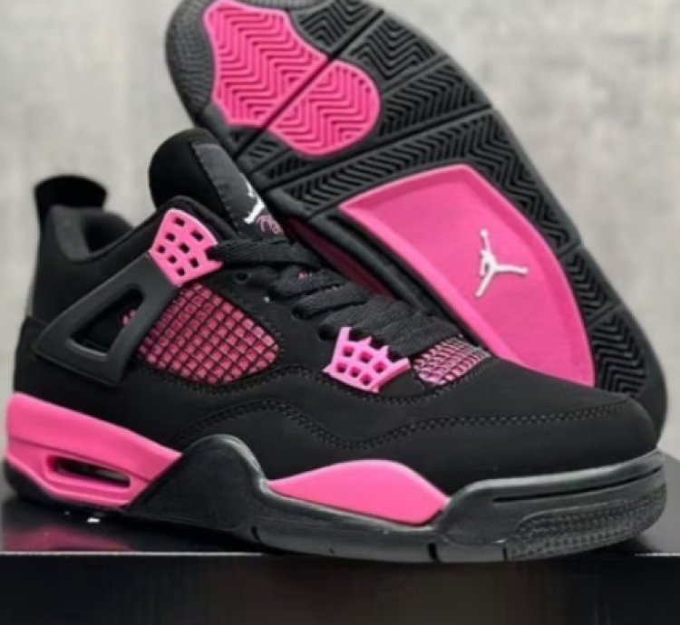 Air Jordan 4 Pink Thunder