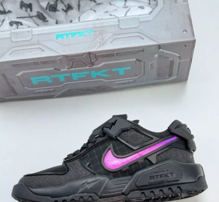 Nike Dunk Genesis Low RTFKT Void (Edition of 11394) HM4465-001