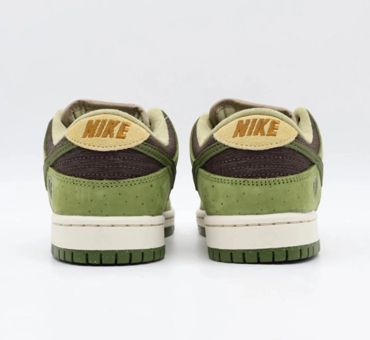 Nike SB Dunk Low Yuto Horigome Matcha