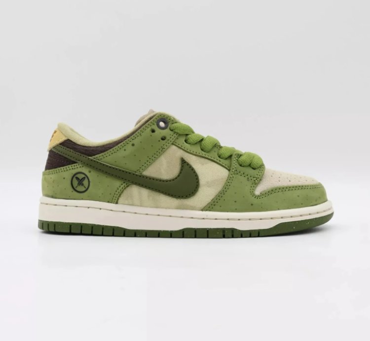 Nike SB Dunk Low Yuto Horigome Matcha