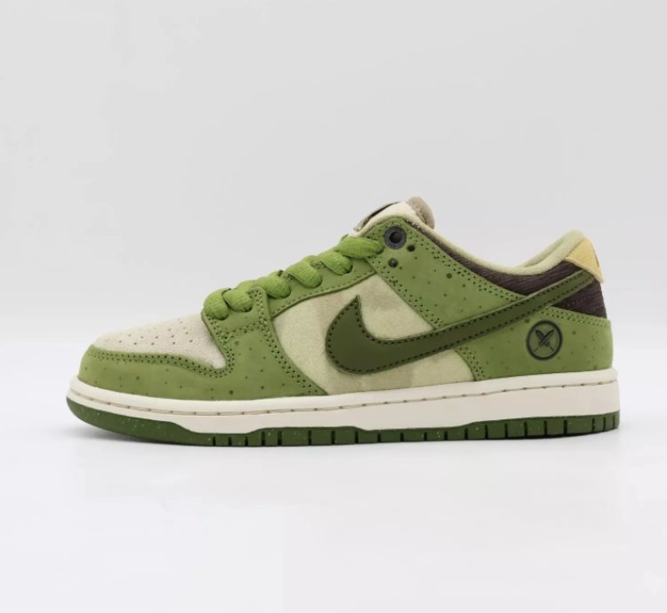 Nike SB Dunk Low Yuto Horigome Matcha