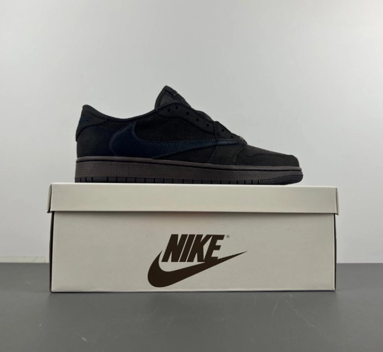 Jordan 1 Retro Low OG SP Travis Scott Velvet Brown