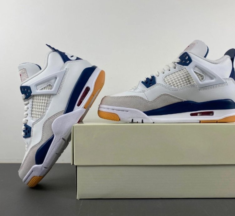Nike Jordan 4 Retro SB Navy