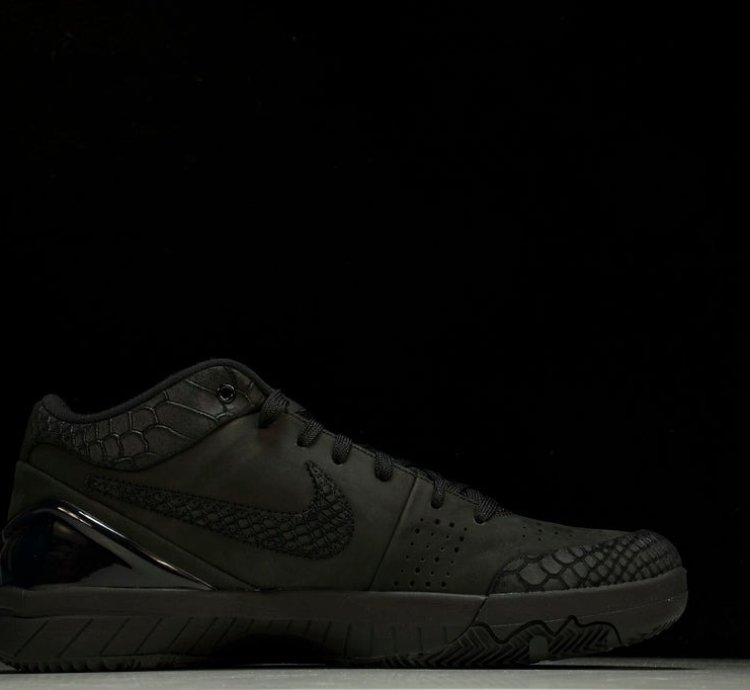 Kobe 4 Protro Gift Of Mamba