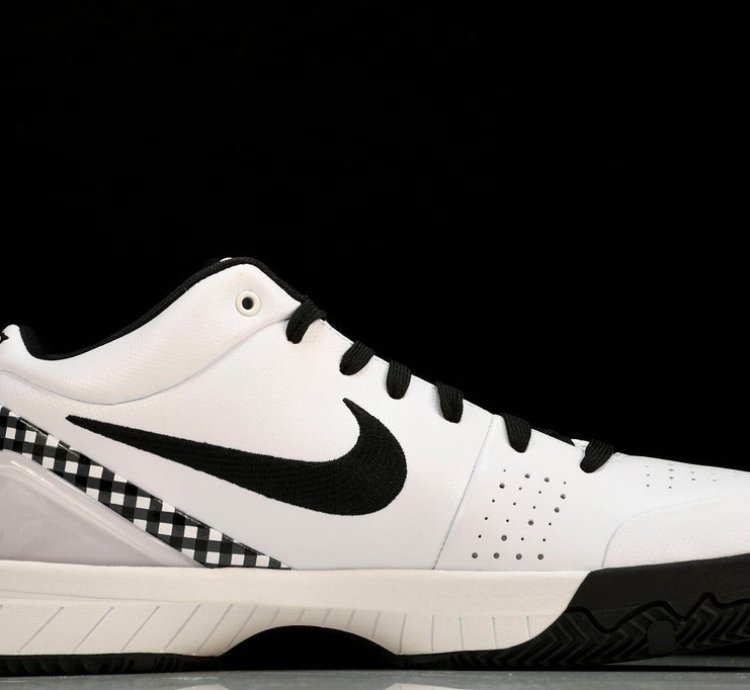 Kobe 4 Protro Mambacita Gigi