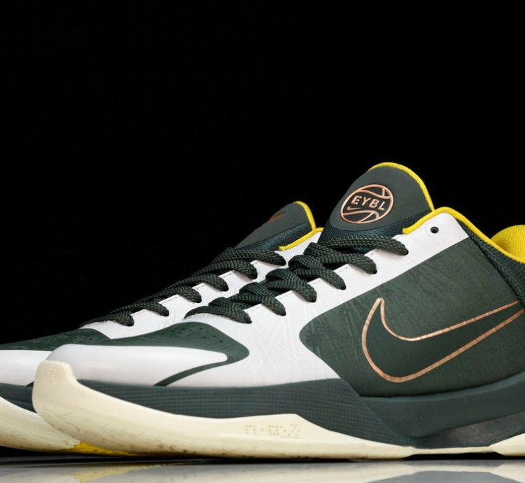 Kobe 5 Protro Eybl
