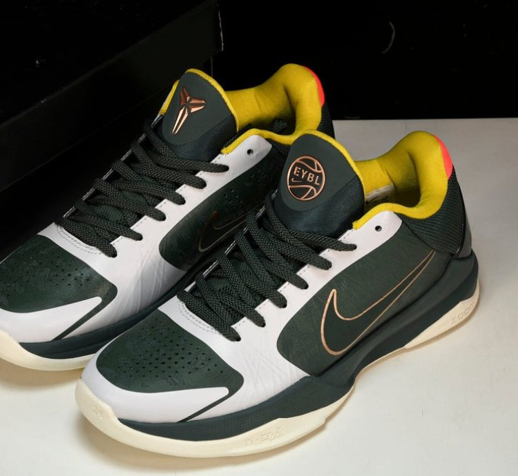 Kobe 5 Protro Eybl