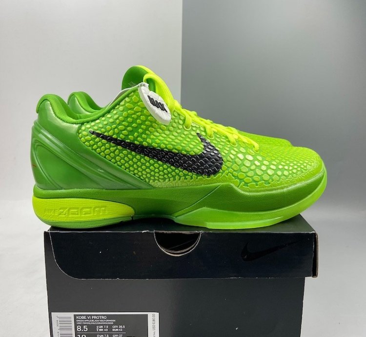 Kobe 6 Protro “grinch” Green