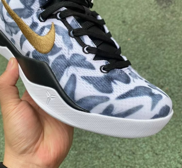 Nike Kobe 8 Protro Mambacita FN0266-102