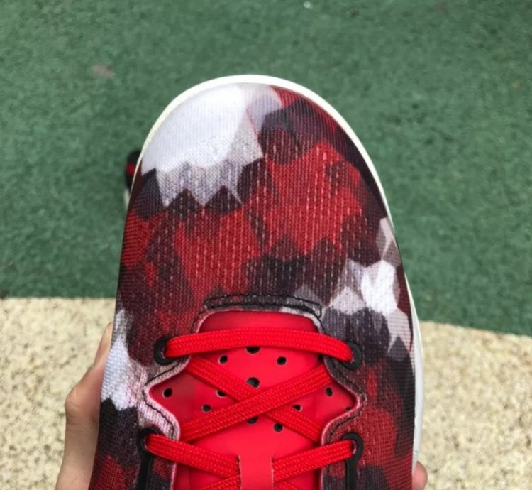 Nike Kobe 8 Milk Snake 555035-601