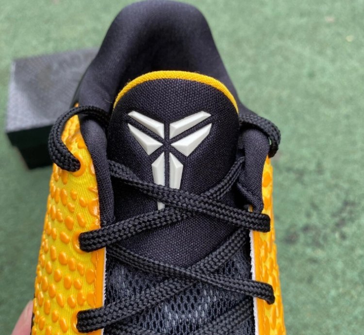 Nike Kobe 6 Lightbulb 429659-700 Sold By: Miracle