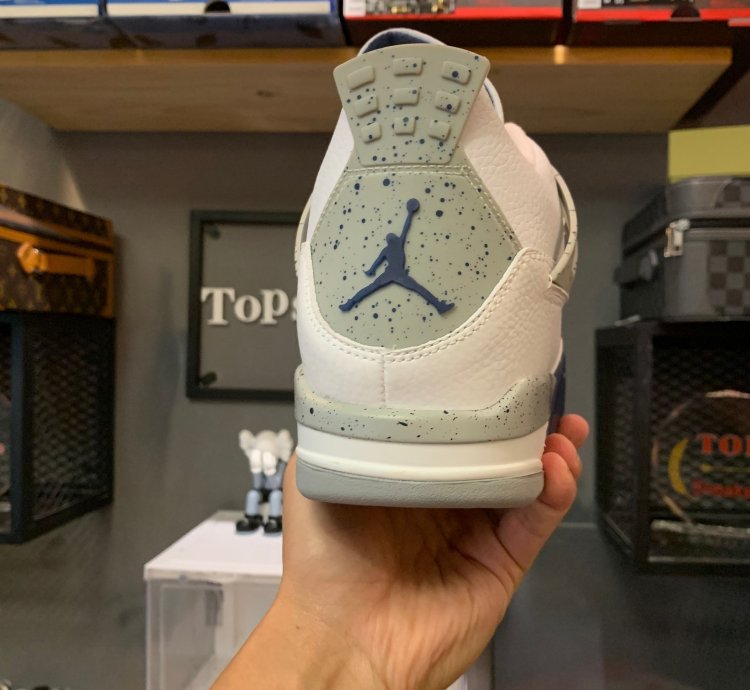 Jordan 4 Retro Midnight Navy DH6927-140