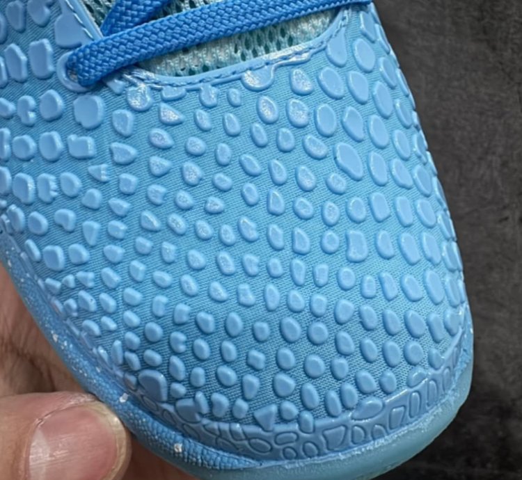 Nike Kobe 6 Protro Blue Ice Grinch