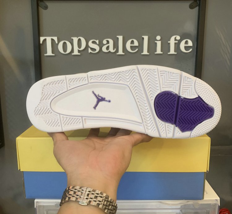 Jordan 4 Retro Metallic Purple CT8527-115