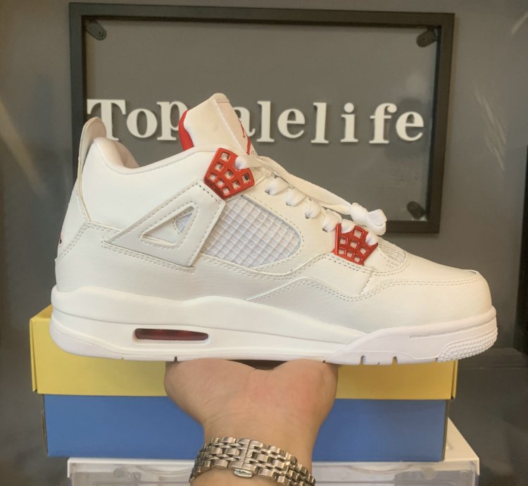 Jordan 4 Retro Metallic Red CT8527-112