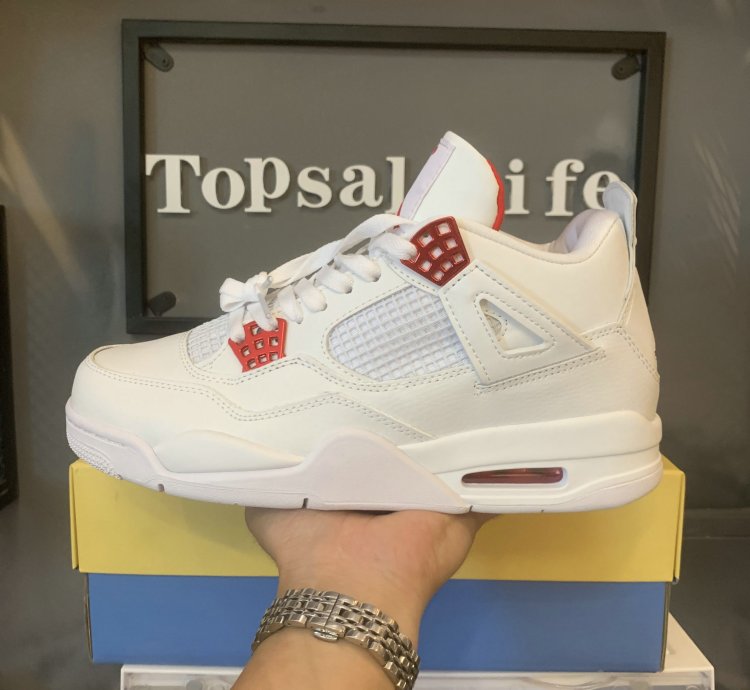 Jordan 4 Retro Metallic Red CT8527-112