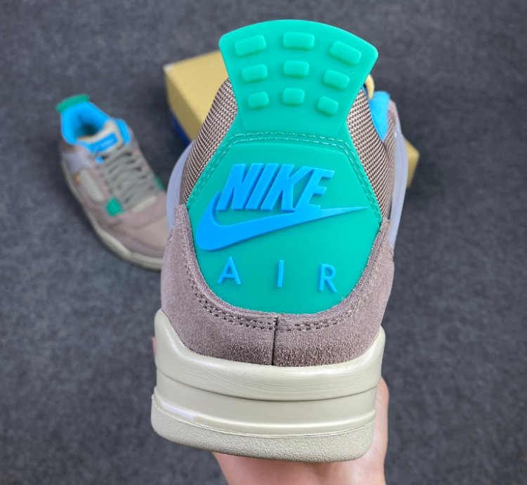 Union LA x Air Jordan 4 Retro Taupe Haze